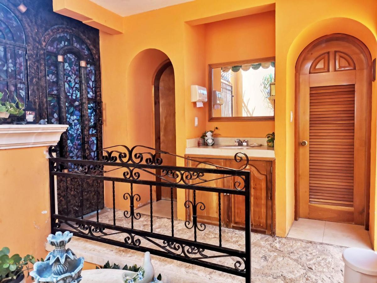 Hotel Casa Mallorca Cancún Exteriör bild