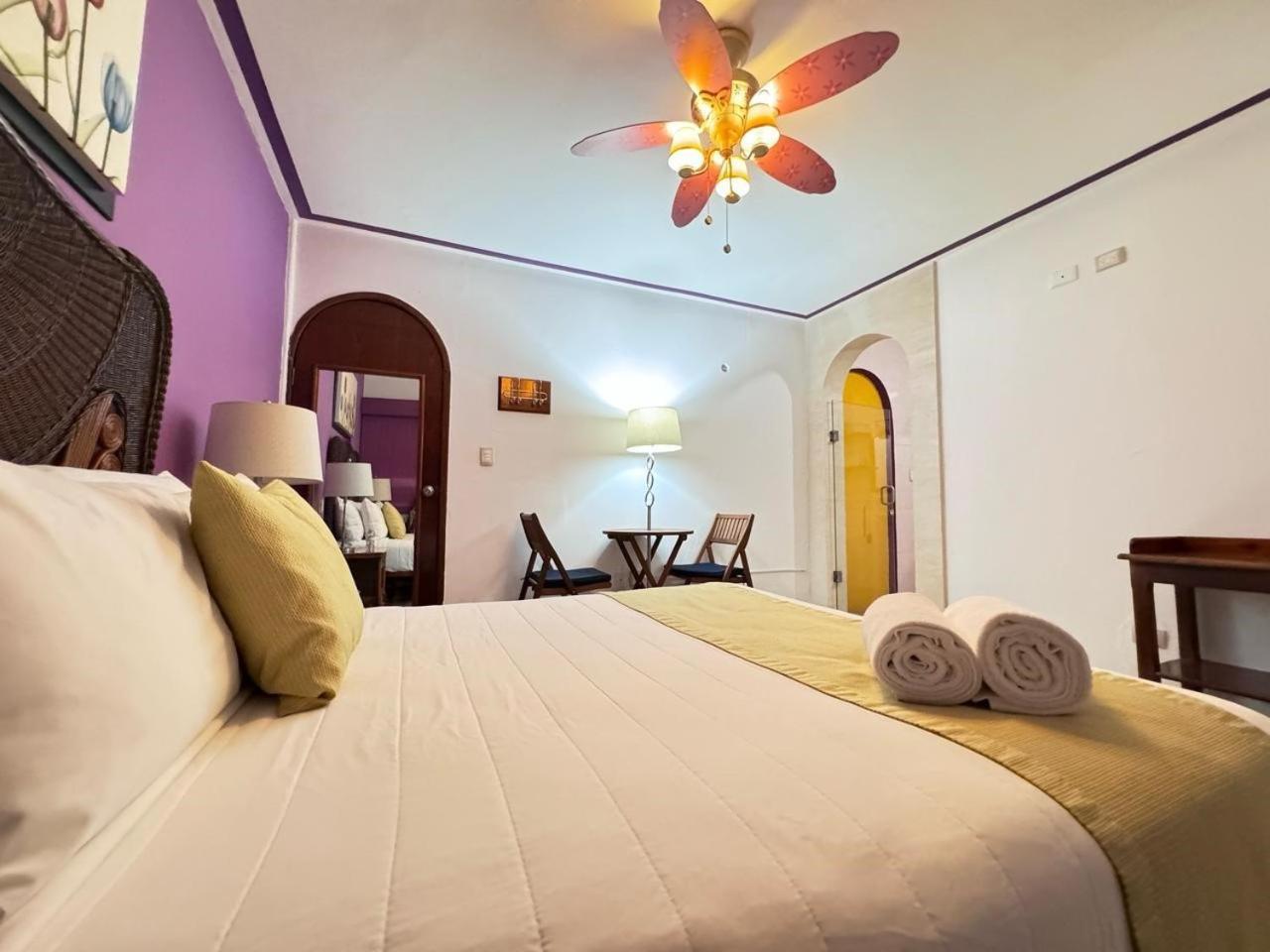Hotel Casa Mallorca Cancún Exteriör bild