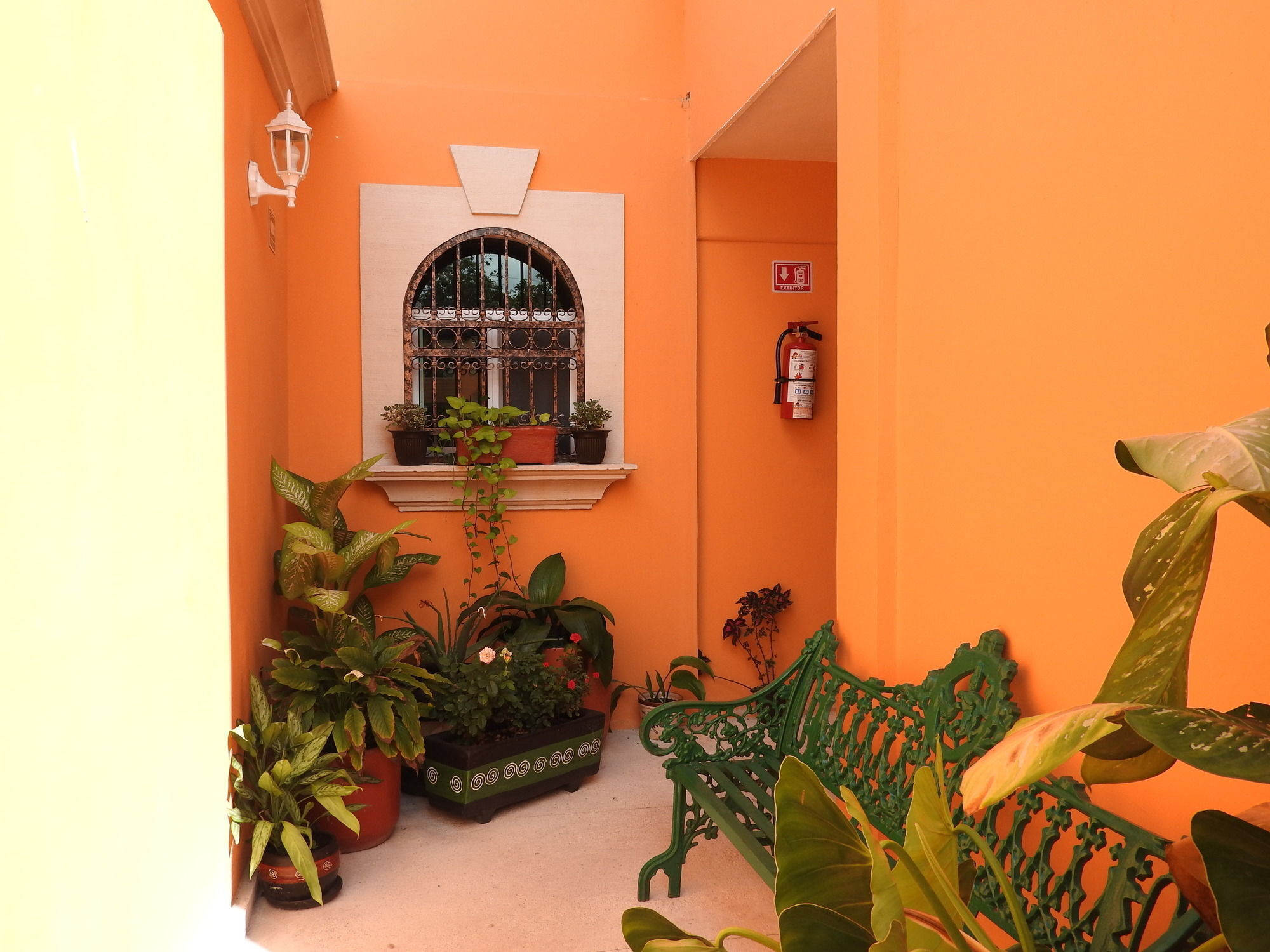Hotel Casa Mallorca Cancún Exteriör bild
